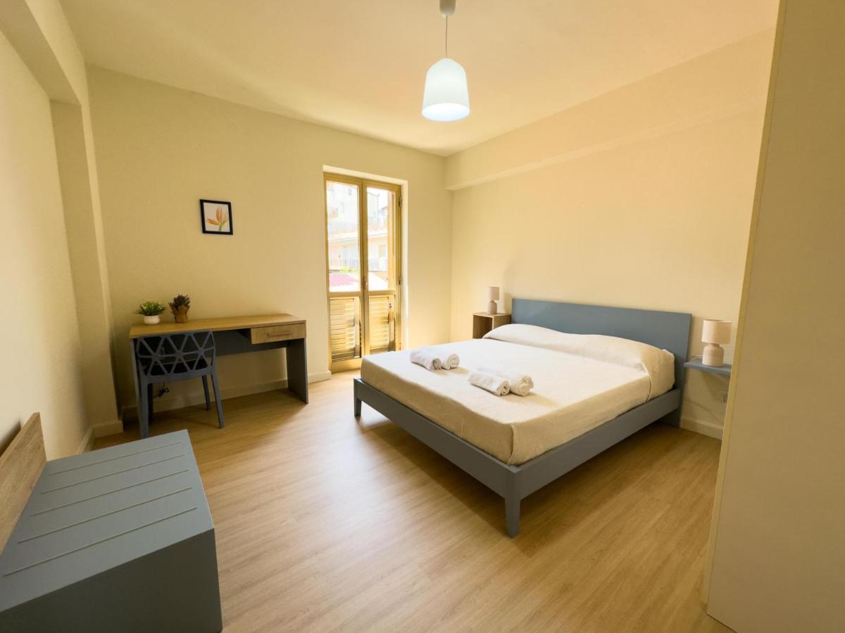 Ferienwohnung Caroni - Casa Sul Mare Caronia Marina Exterior foto