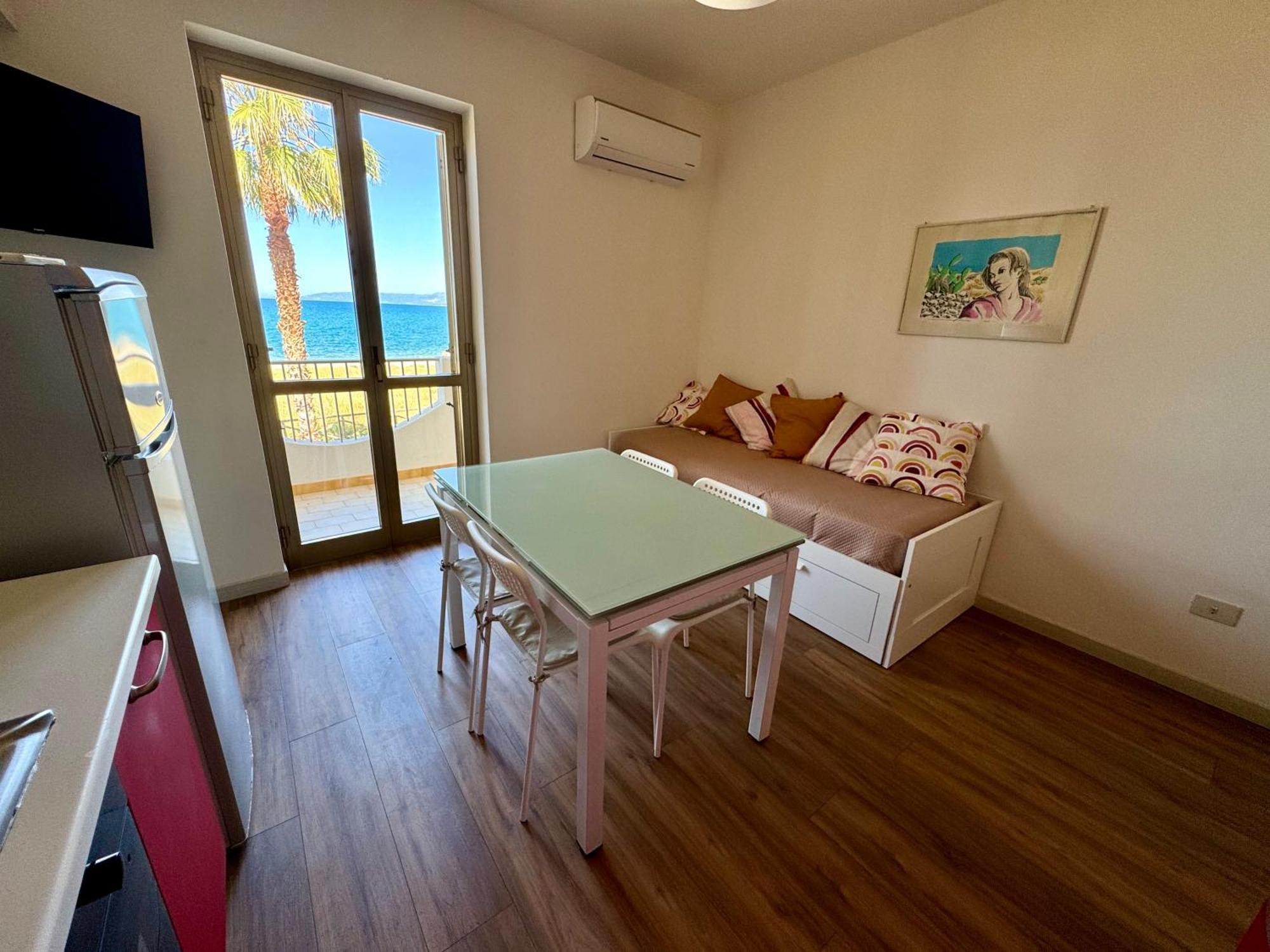Ferienwohnung Caroni - Casa Sul Mare Caronia Marina Exterior foto